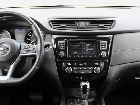Certified 2019 Nissan Rogue SL image 29