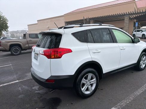 Used 2013 Toyota RAV4 XLE image 10