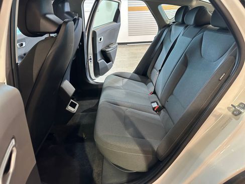 Used 2025 Kia K4 LXS image 24