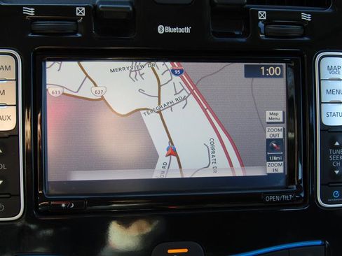 Used 2015 Nissan Leaf SV w/ LED & Quick Charge Package image 18