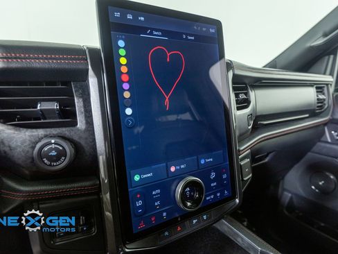 Used 2022 Ford Expedition Max Limited AWD/4WD image 17