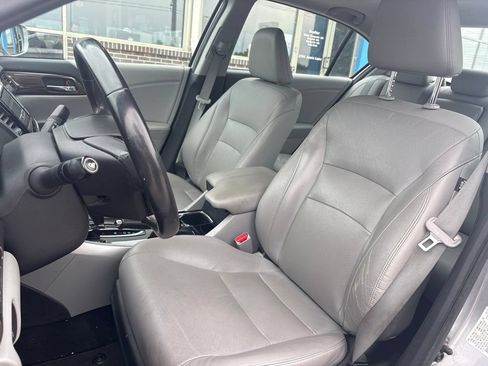 Used 2016 Honda Accord EX-L image 12