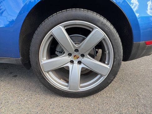 Used 2019 Porsche Macan S image 3