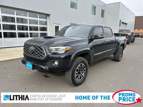 Used 2021 Toyota Tacoma TRD Sport image 1