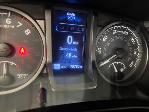 Used 2019 Toyota Tacoma TRD Pro AWD/4WD image 11