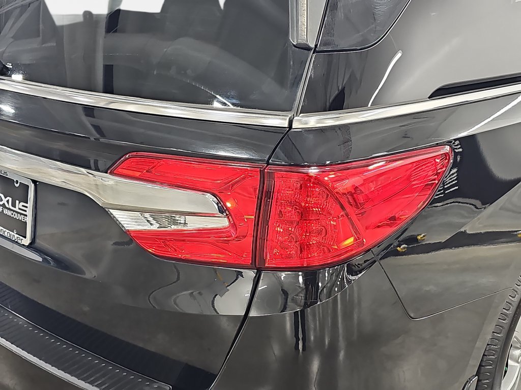 Used 2018 Honda Odyssey EX-L image 35