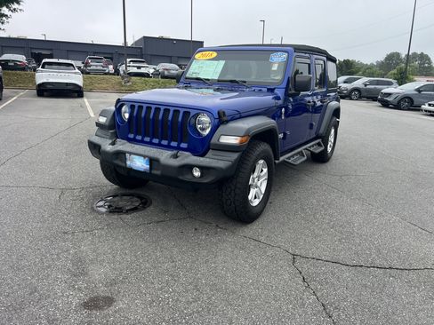 Used 2018 Jeep Wrangler Unlimited Sport S AWD/4WD image 1