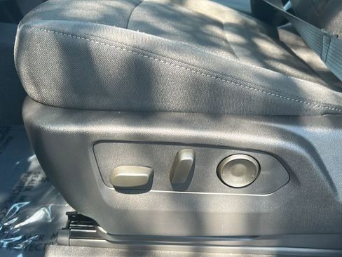 New 2026 GMC Sierra 1500 SLE image 14