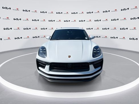 Used 2023 Porsche Macan S AWD/4WD image 3