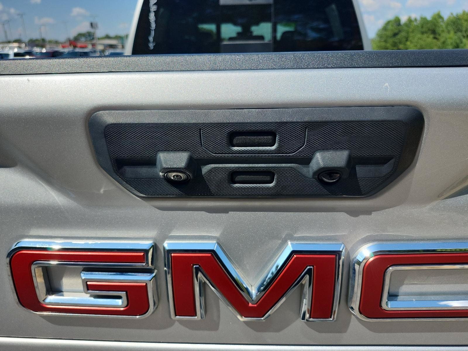 Used 2023 GMC Sierra 2500 Denali w/ Denali Ultimate Package AWD/4WD image 13
