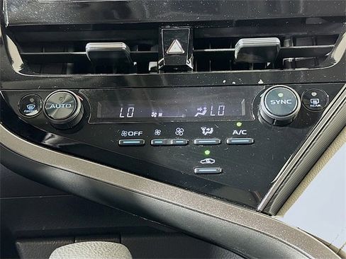 Used 2024 Toyota Camry LE image 16