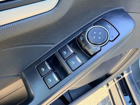 Used 2024 Ford Escape Platinum image 17