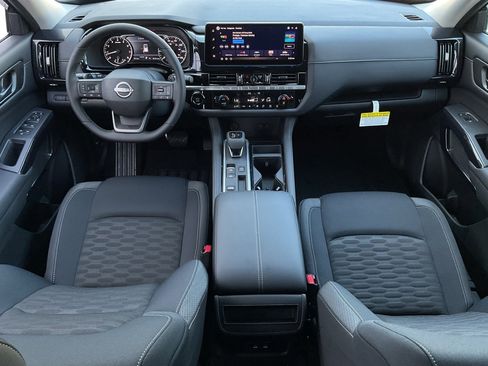 New 2026 Nissan Pathfinder SV image 20