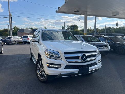 Used 2015 Mercedes-Benz GL 450 4MATIC image 3