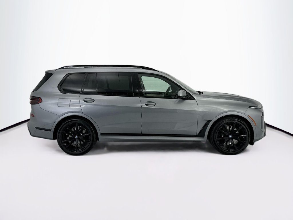 Certified 2023 BMW X7 xDrive40i w/ Executive Package AWD/4WD image 4
