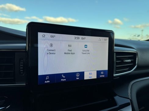 Used 2022 Ford Explorer ST w/ ST Street Pack image 20