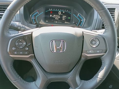Used 2024 Honda Odyssey EX-L image 23
