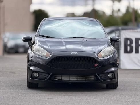 Used 2018 Ford Fiesta ST FWD image 3