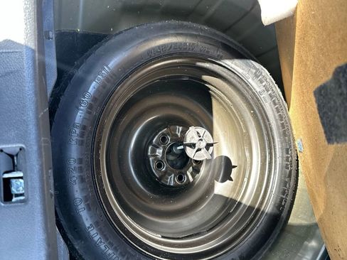 Used 2012 Nissan Maxima 3.5 SV image 9