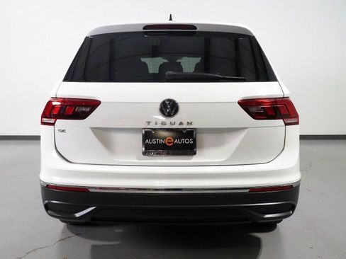 Used 2022 Volkswagen Tiguan SE image 46