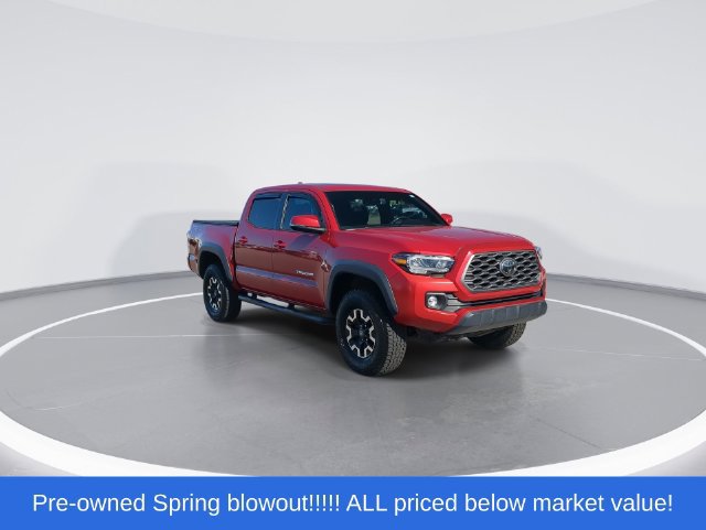 Used 2022 Toyota Tacoma TRD Off-Road w/ TRD Premium Off Road Package AWD/4WD image 2