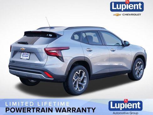 New 2026 Chevrolet Trax LT w/ Driver Confidence Package image 3