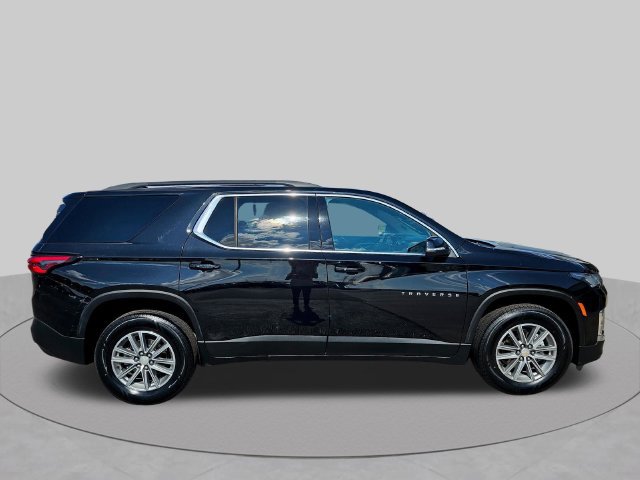Used 2023 Chevrolet Traverse LT FWD image 6