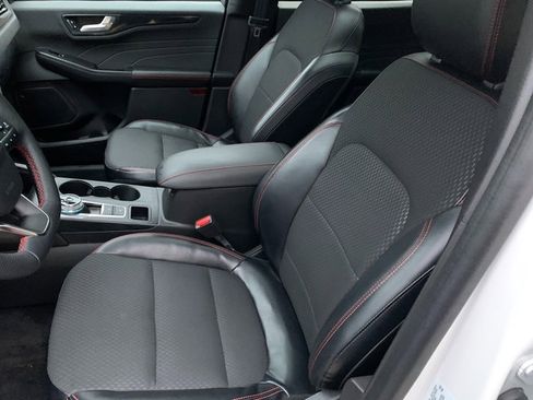 Used 2023 Ford Escape ST-Line w/ Tech Pack #1 image 18