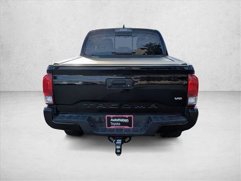 Certified 2017 Toyota Tacoma TRD Sport image 6