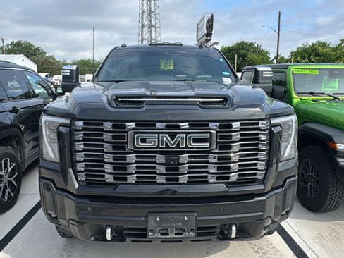 Used 2025 GMC Sierra 2500 Denali Ultimate w/ Max Trailering Package AWD/4WD image 2