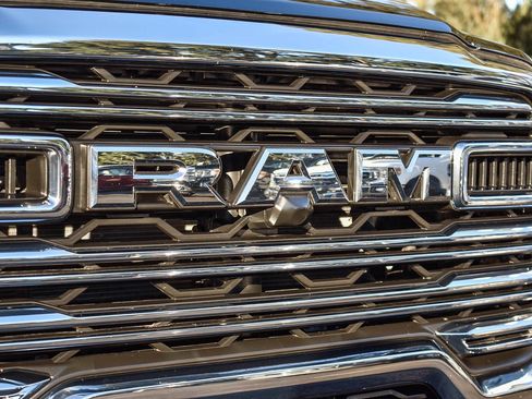 Used 2025 RAM 2500 Laramie image 8