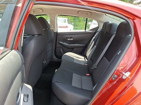 Used 2021 Nissan Sentra SV FWD image 12