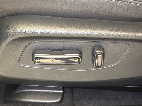 Certified 2026 Honda HR-V EX-L image 23