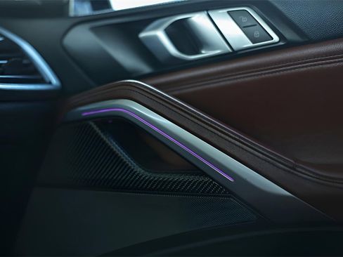 Used 2023 BMW X6 M50i w/ Executive Package image 40