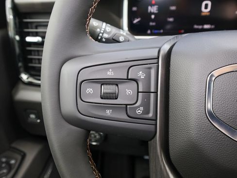 New 2026 GMC Sierra 2500 AT4 w/ AT4 Premium Plus Package AWD/4WD image 24