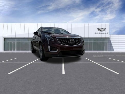 Certified 2023 Cadillac XT5 Premium Luxury w/ Technology Package AWD/4WD image 8
