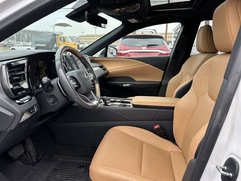 Used 2023 Lexus RX 350 Premium image 13