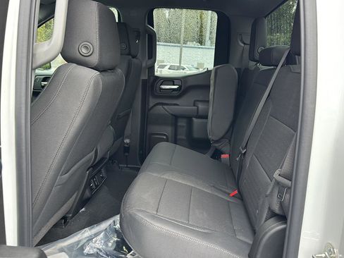 New 2026 Chevrolet Silverado 1500 Custom image 9