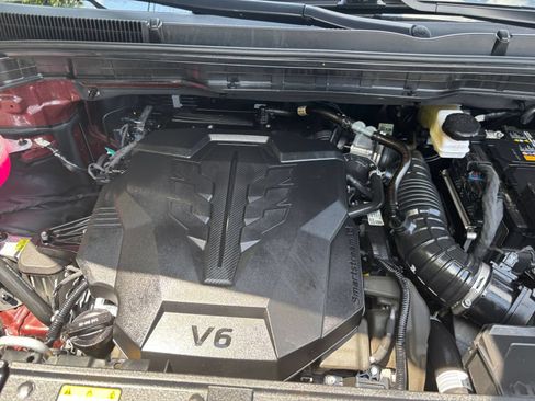 Used 2026 Kia Carnival FWD image 30