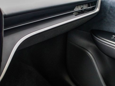 Used 2023 Lexus RZ 450e Premium w/ Accessory Package (Z1) image 18