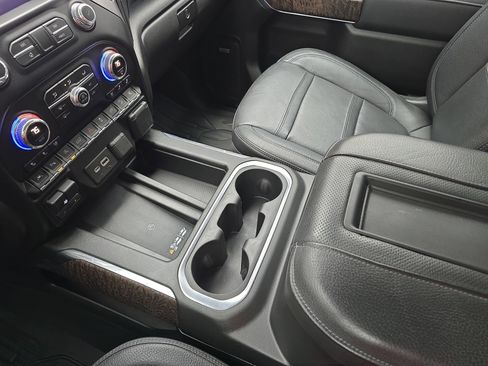 Used 2019 GMC Sierra 1500 Denali w/ Denali Ultimate Package image 24