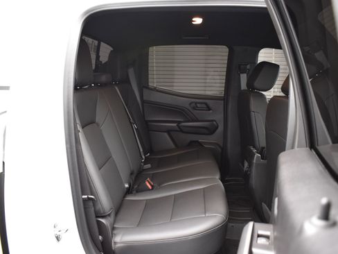 Used 2025 Chevrolet Colorado Trail Boss image 11