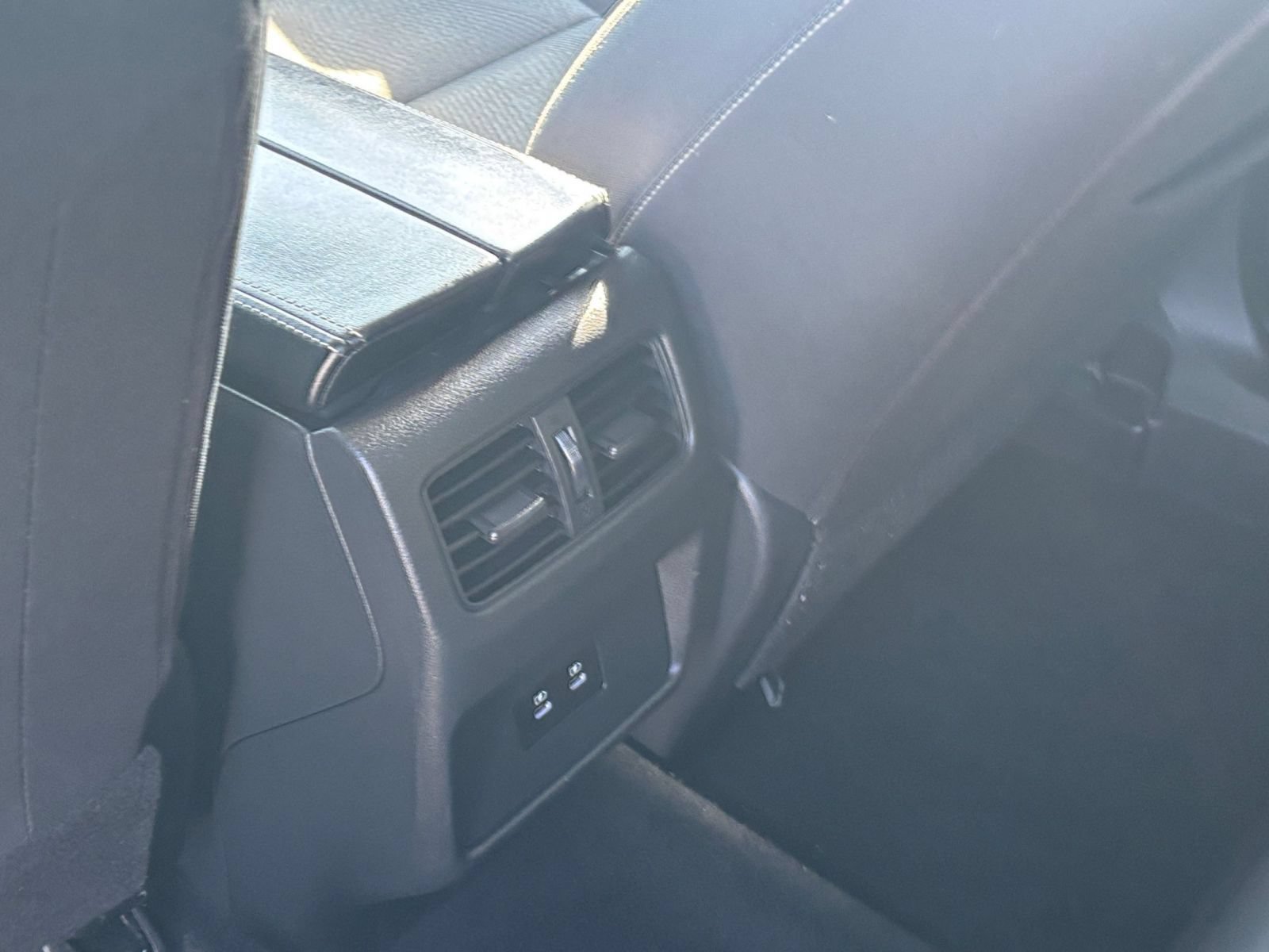 Used 2025 Nissan Rogue SV AWD/4WD image 24