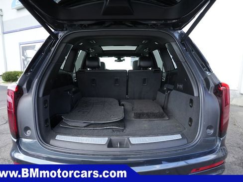 Used 2022 Cadillac XT6 Premium Luxury AWD/4WD image 15
