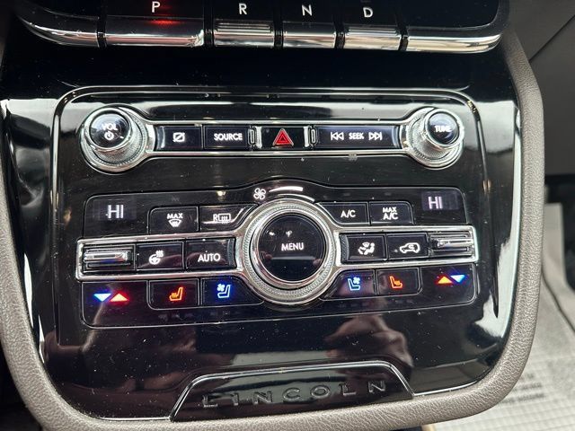 Used 2020 Lincoln Corsair Reserve w/ Equipment Group 202A AWD/4WD image 35