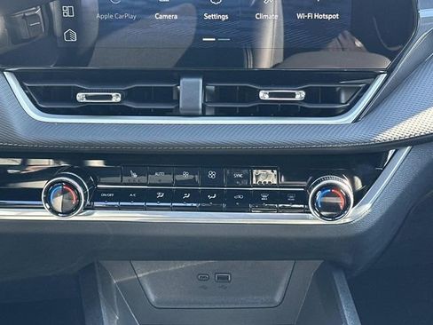 New 2026 Chevrolet Equinox LT w/ Convenience Package II image 14