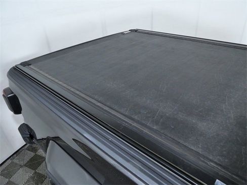 Used 2021 Jeep Gladiator Overland w/ Popular Equipment Package image 11