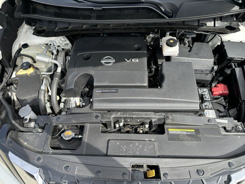 Used 2022 Nissan Murano SL w/ SL Moonroof Package FWD image 12