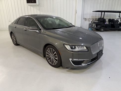 Used 2017 Lincoln MKZ Select w/ Select Plus Package FWD image 7
