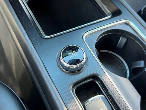 New 2026 Lincoln Corsair Premiere image 20